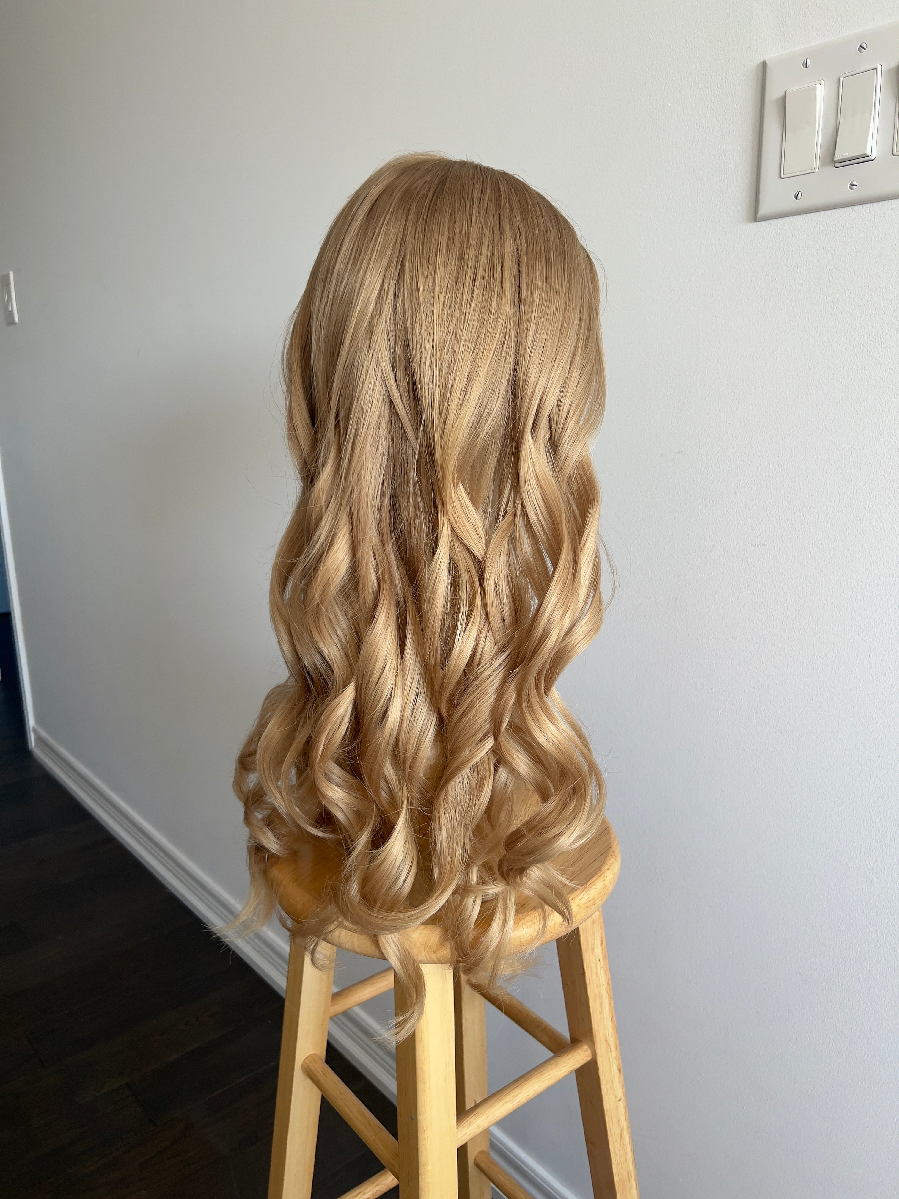 Wheatstone Breeze | Warm Sandy Blonde Ombre