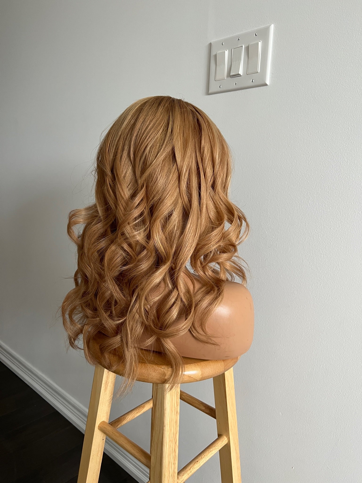 Apricot Tart | Dark Strawberry Blonde with Honeyblonde Highlights