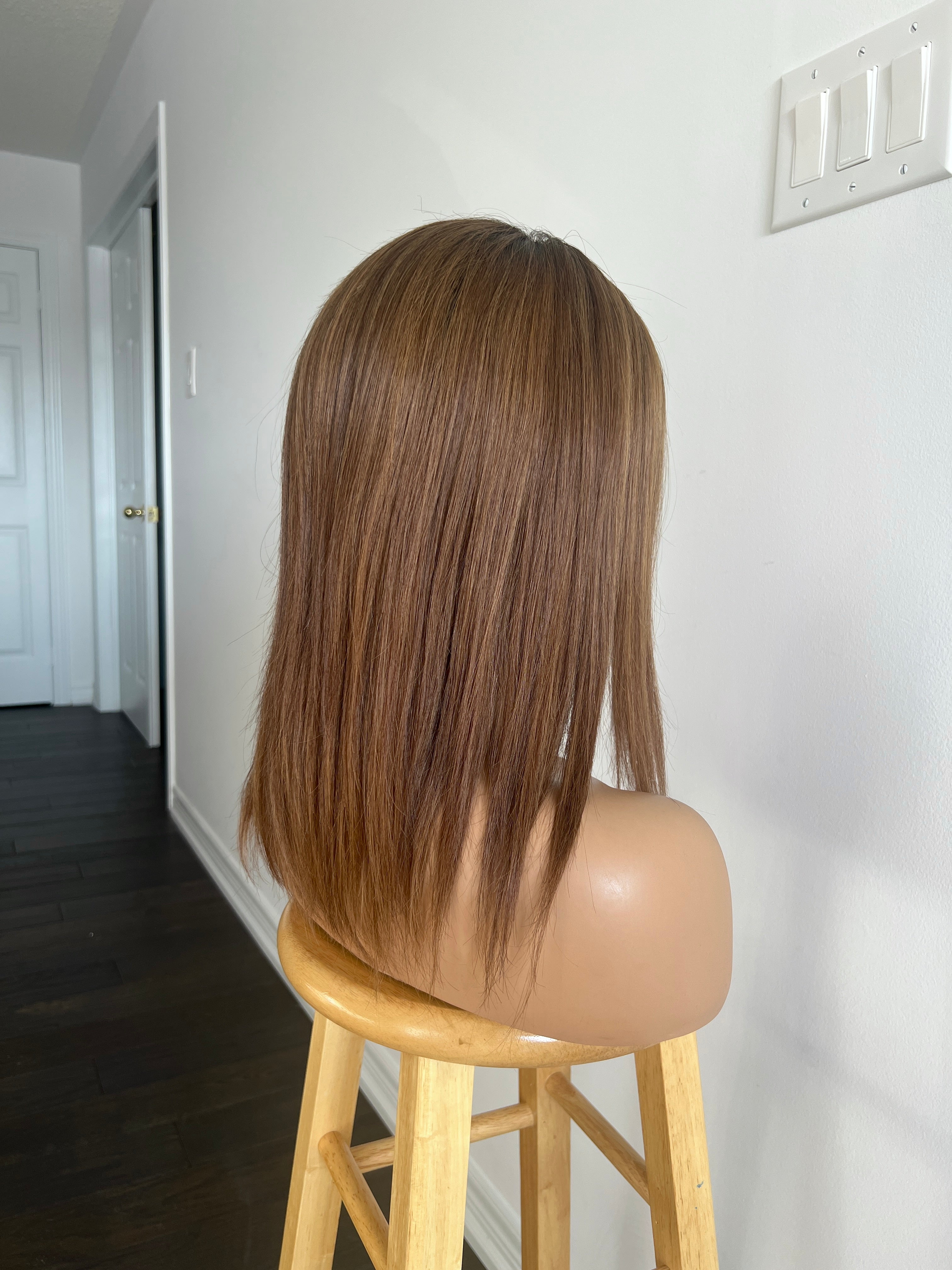 Honeyed Toffee | Light Toffee with Dark Brown Shadow Roots