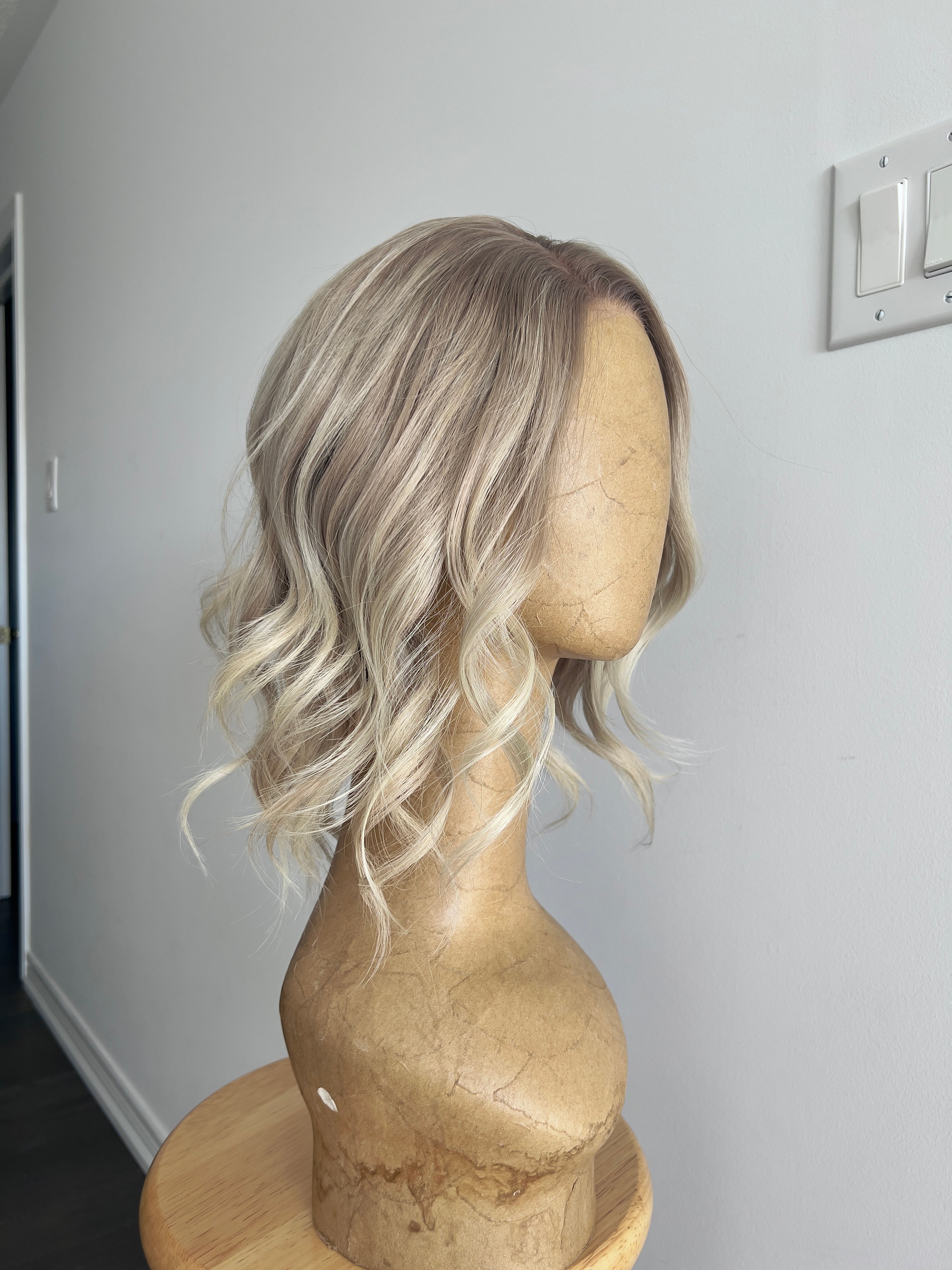 December | Ashy Tone Light Blonde with Platinum Balayage