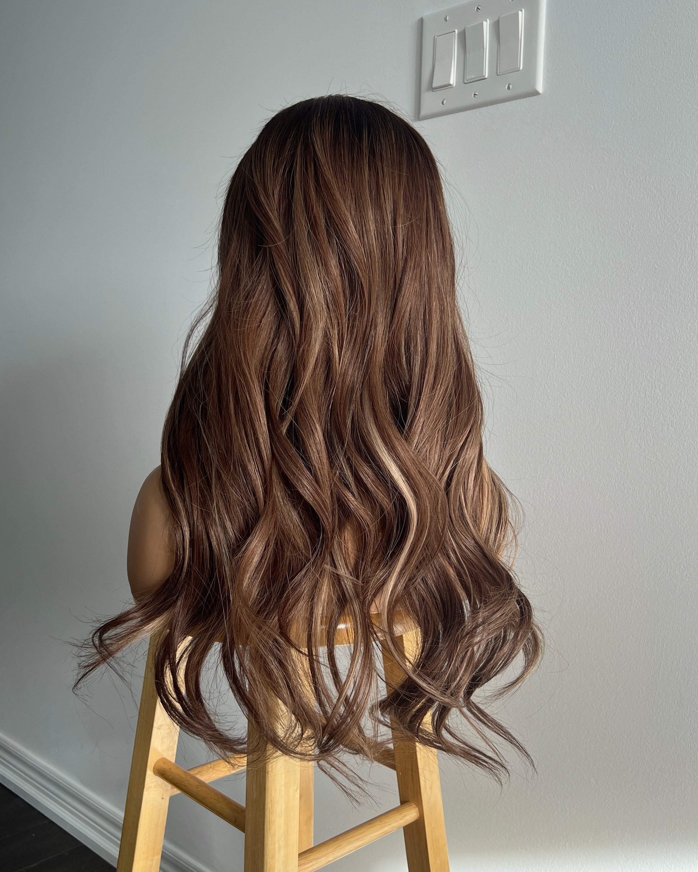 Cindered Mocha | Dark Brown With Light Beige Brown Balayage and Face-framing Highlights
