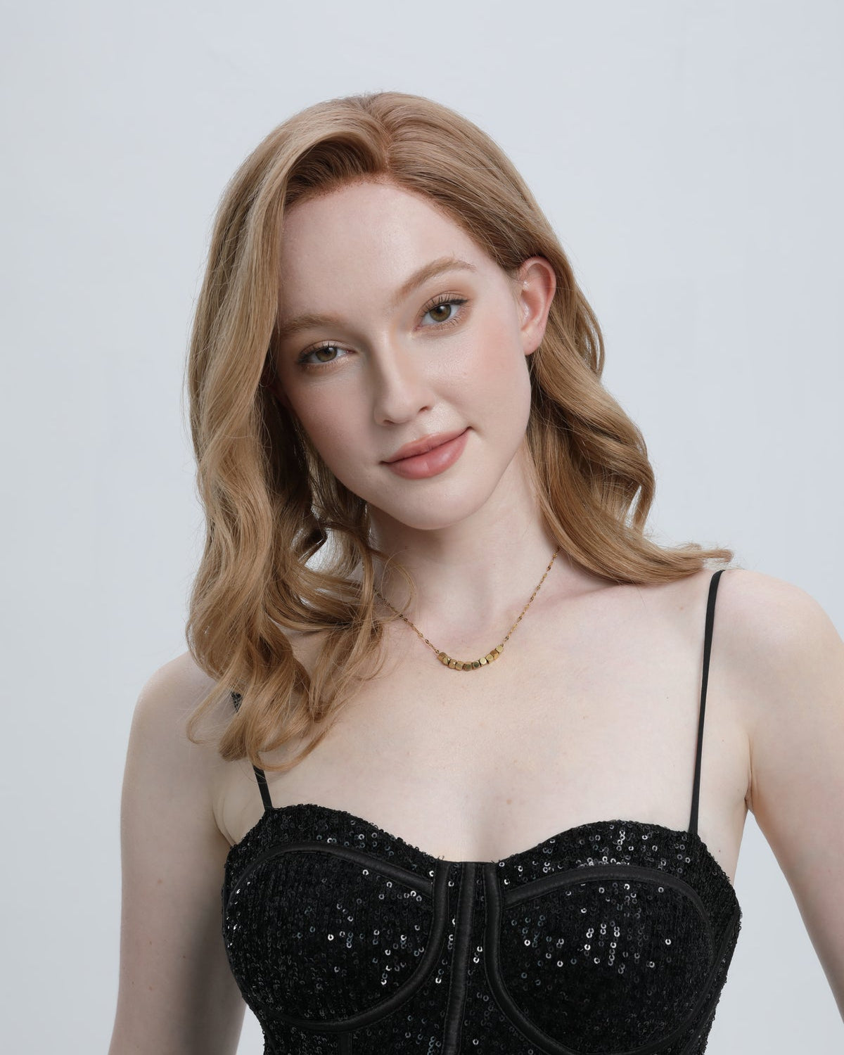 HK Milk Tea | Beige Tone Medium Blonde with Subtle Long Root Melt