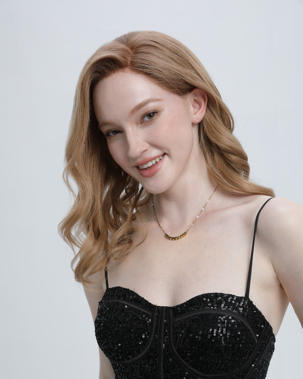 HK Milk Tea | Beige Tone Medium Blonde with Subtle Long Root Melt