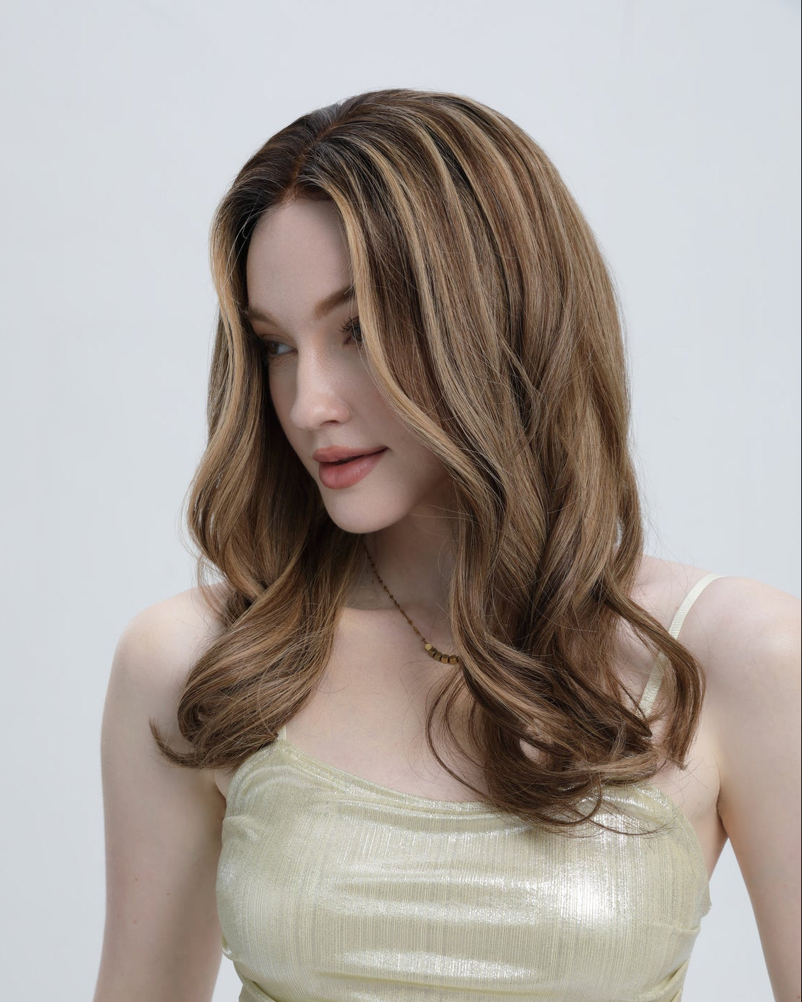 Cinnamon Bark | Dark Brown with Honey Blonde Defined Highlights and Face-framing Highlights