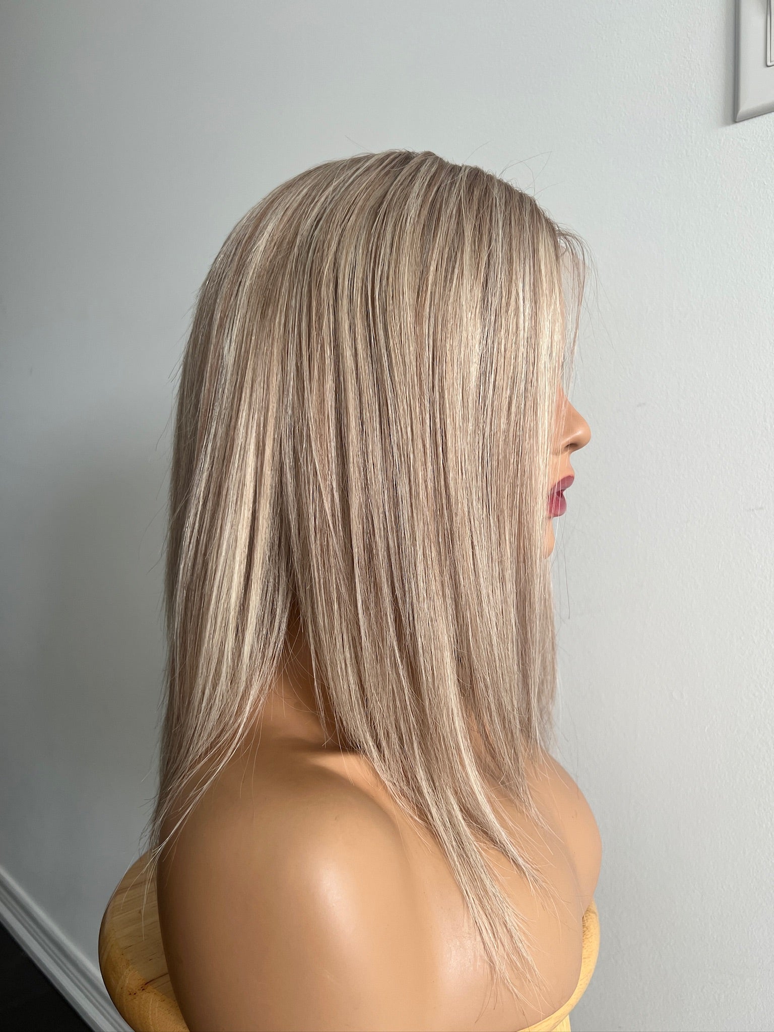 Sandy Beach | Sandy Blonde with Platinum Blonde Babylights