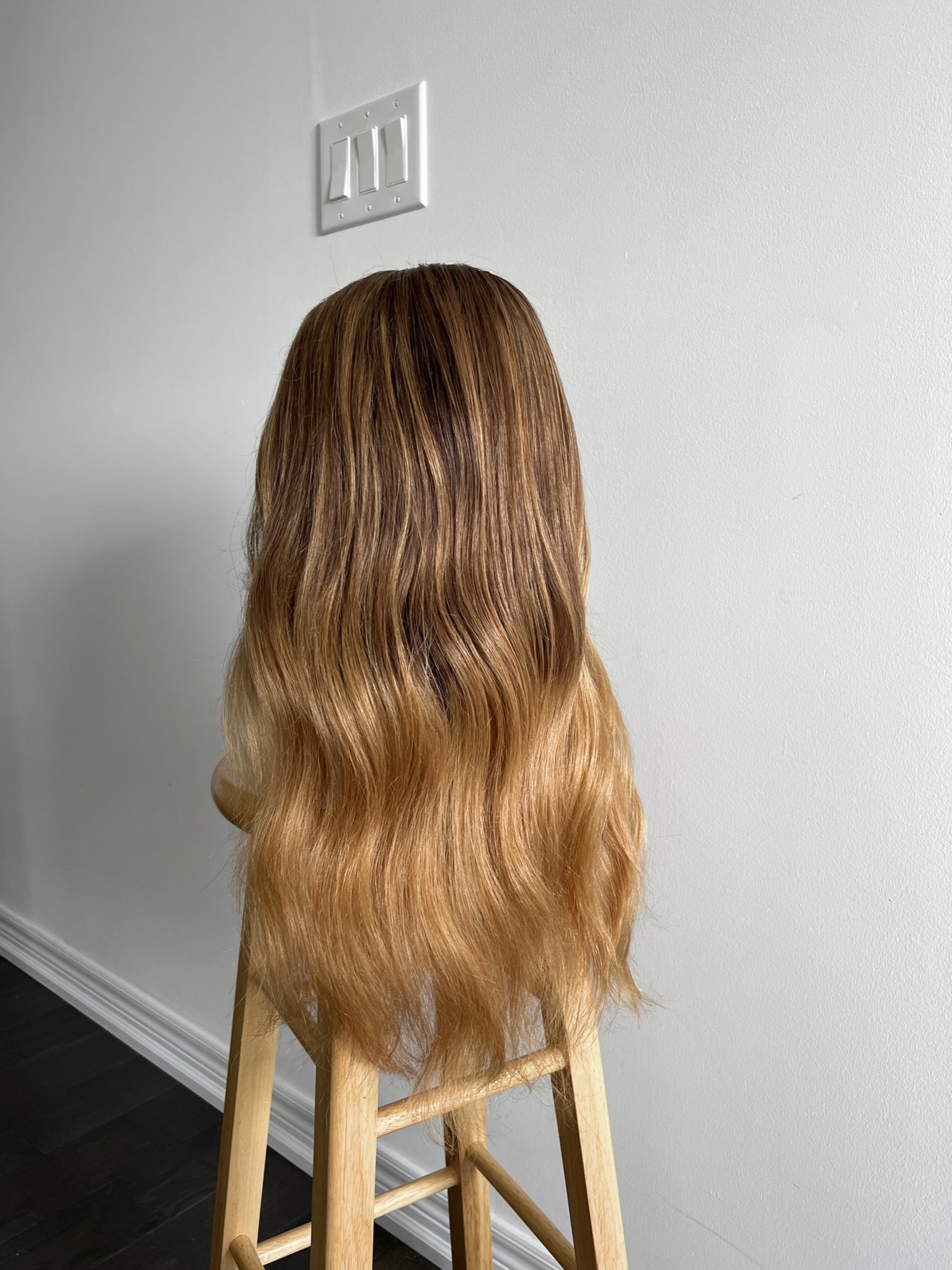 Nector | Medium Brown with Dark Warm Tone Blonde Balayage and Face-framing Highlights