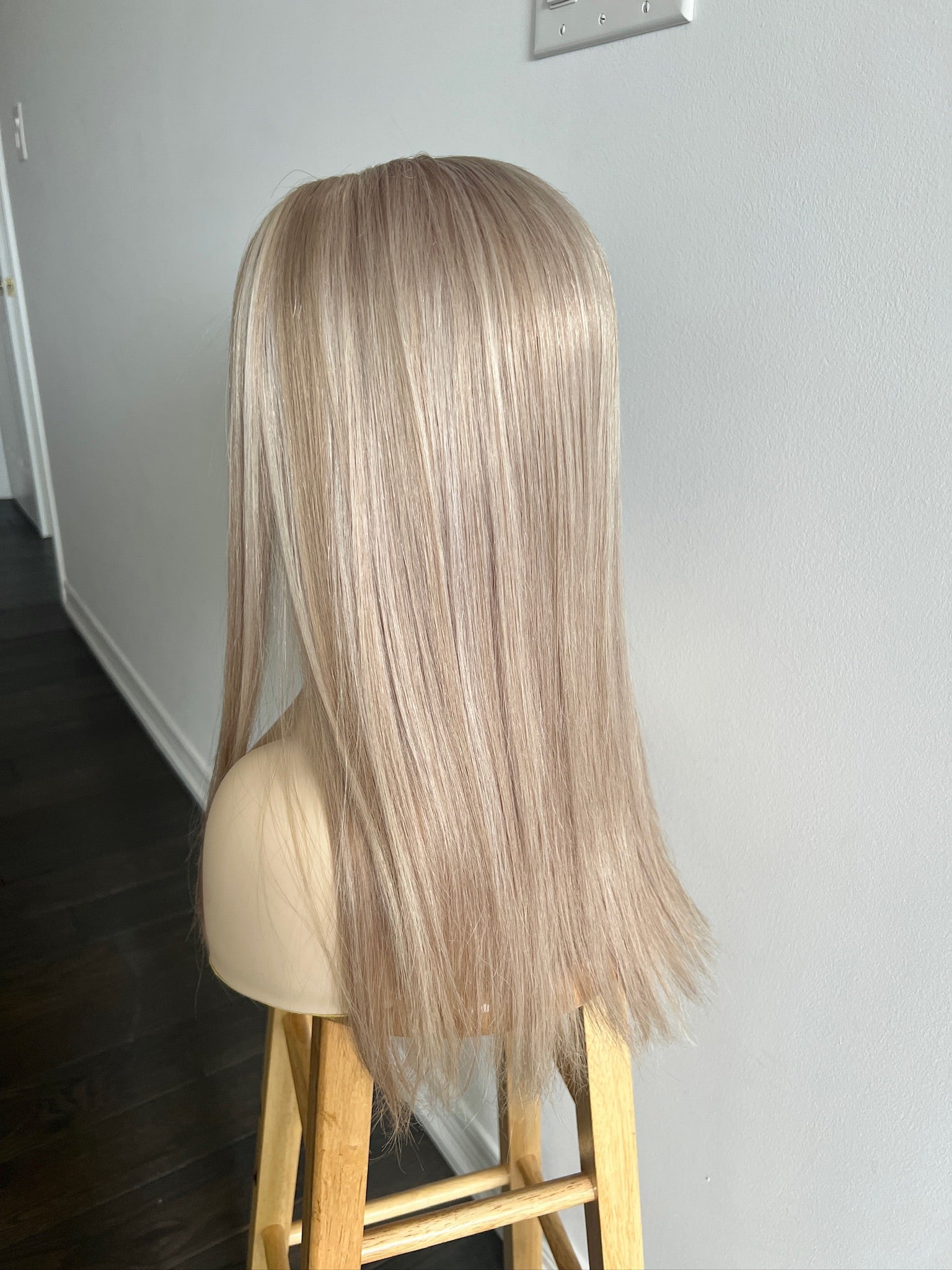 Sandy Beach | Sandy Blonde with Platinum Blonde Babylights