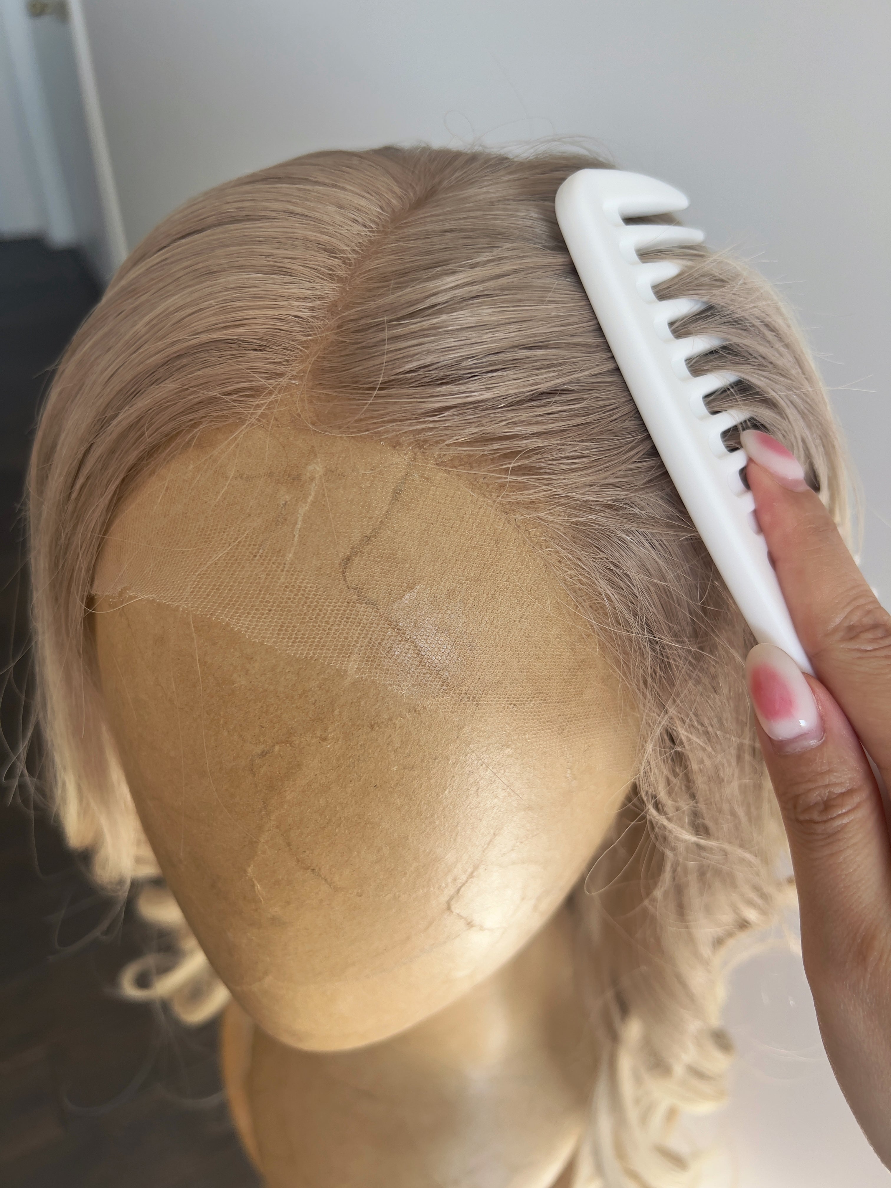 Dune Whisper | Medium to Light Sandy Blonde Ombré