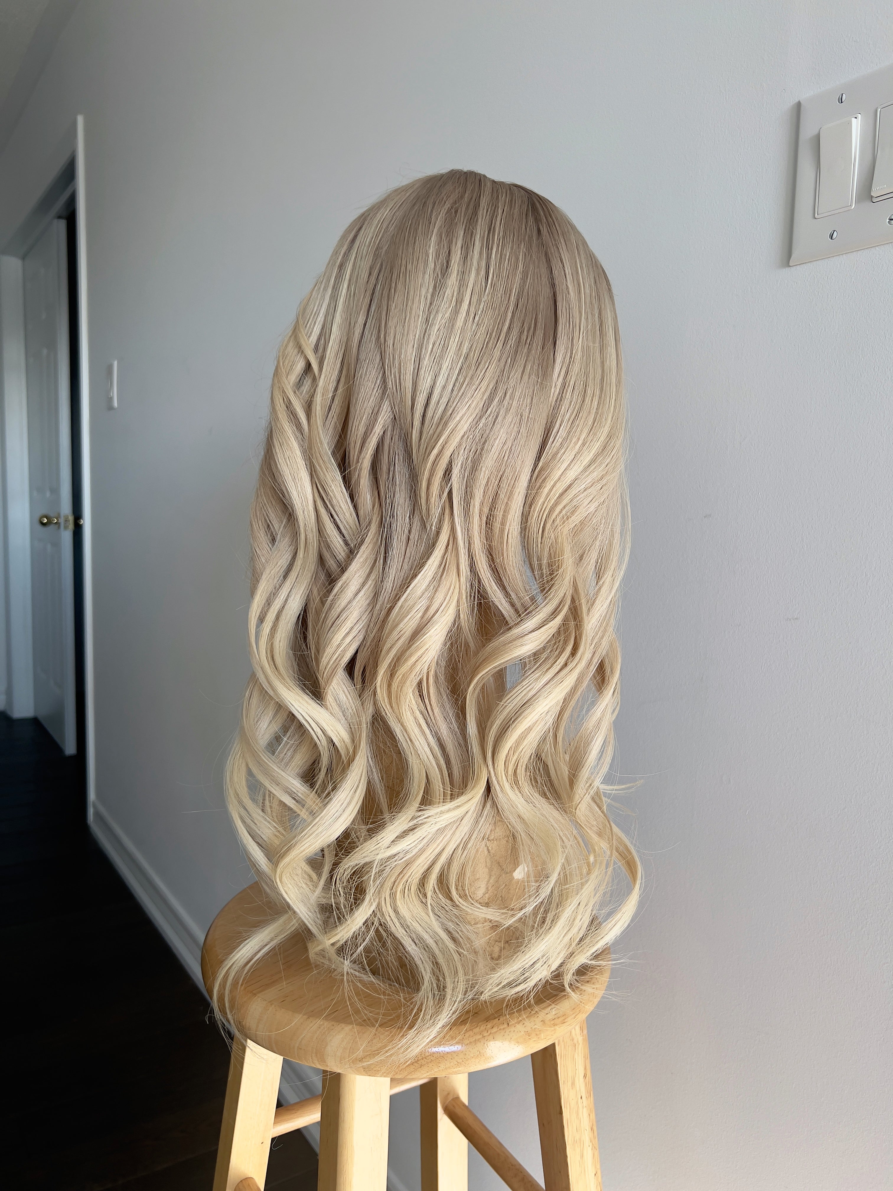 Dune Whisper | Medium to Light Sandy Blonde Ombré
