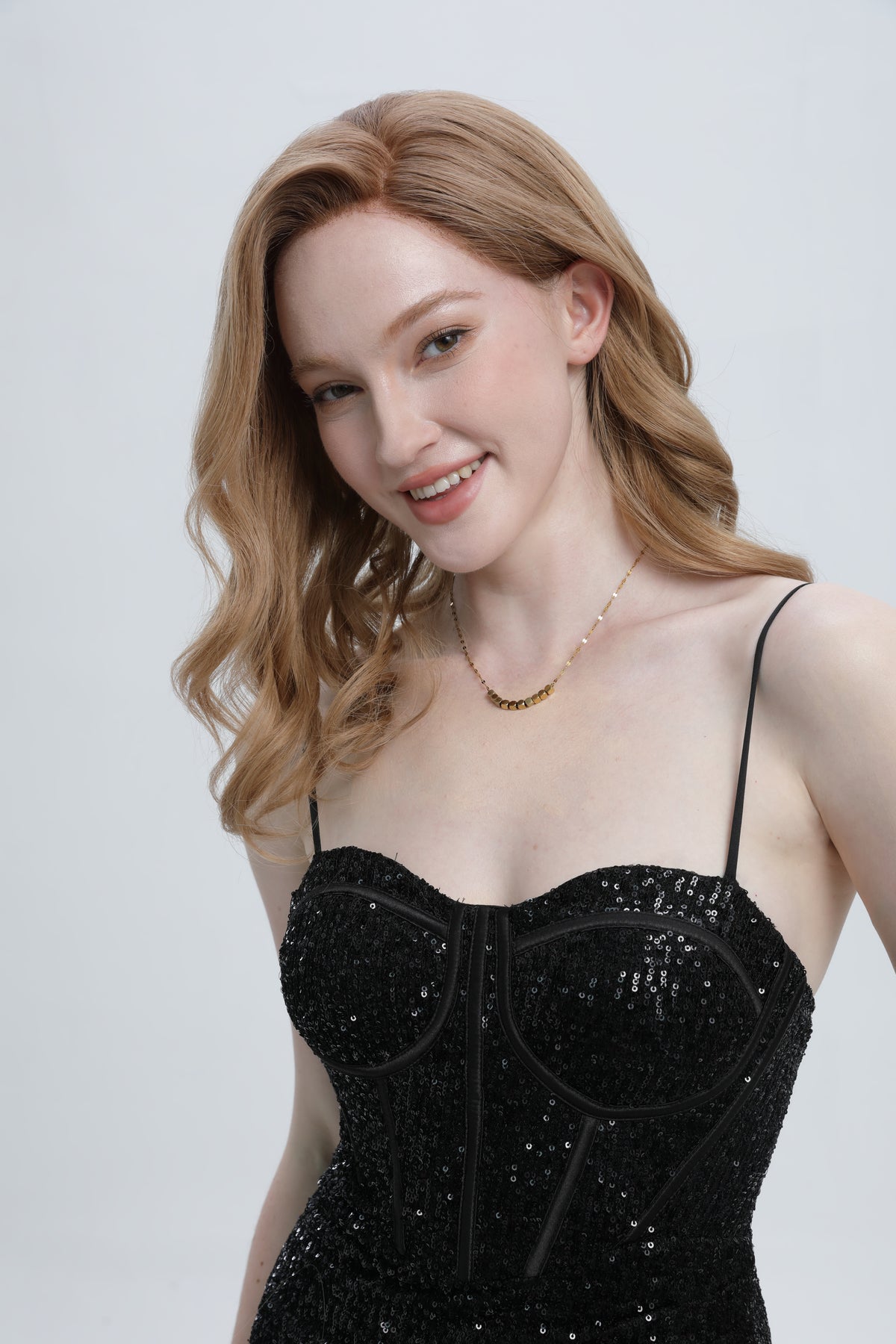 HK Milk Tea | Beige Tone Medium Blonde with Subtle Long Root Melt